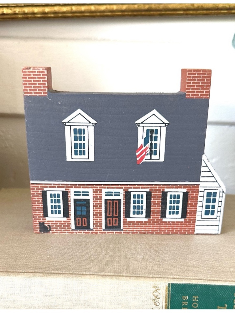 Cat's Meow BARBARA FRITCHIE HOUSE Frederick Maryland Wooden Shelf Sitter 1991